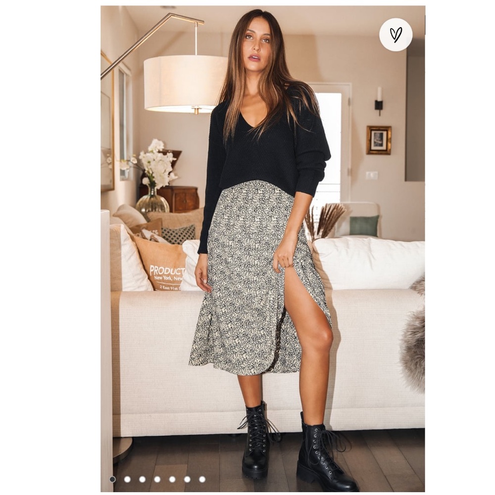 Favorite Date White Floral Print Midi Skirt